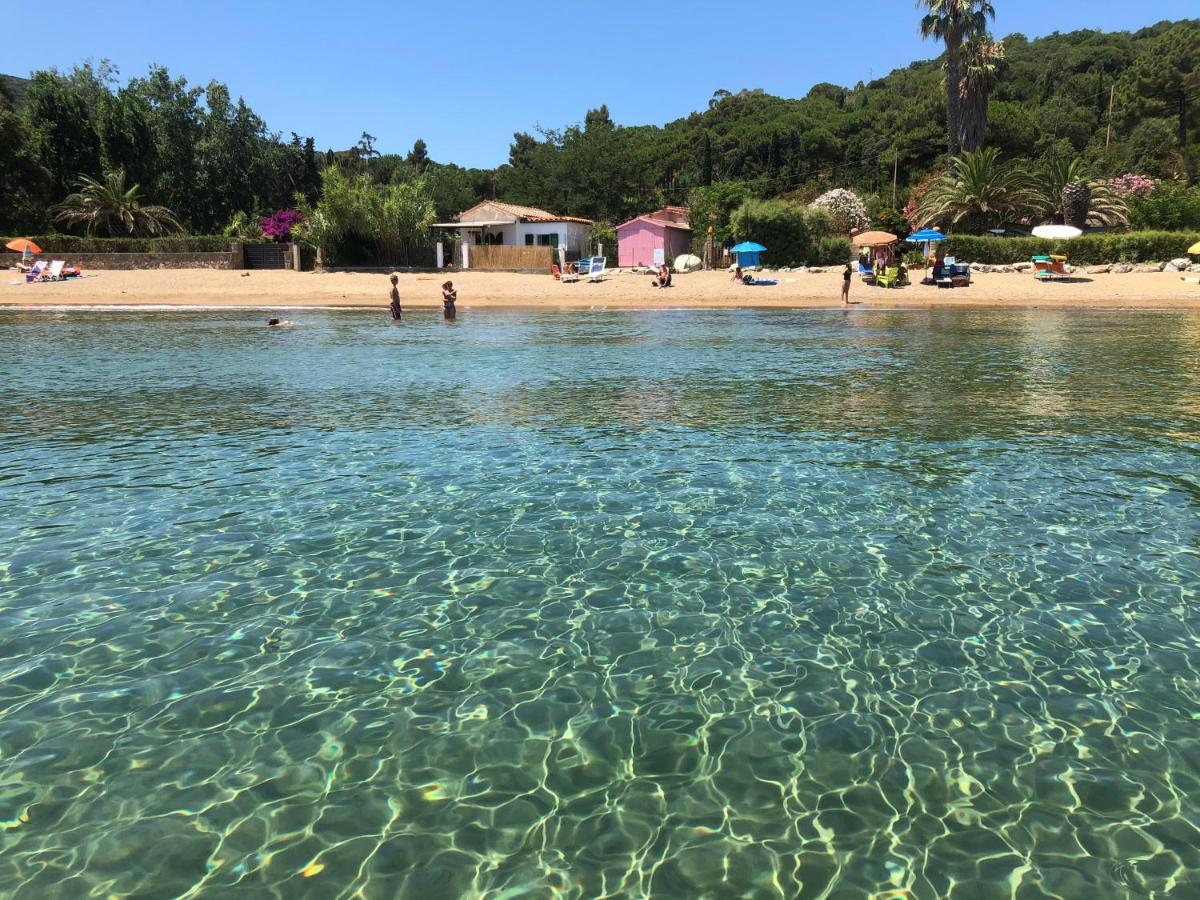 Casina Mare Sulla Spiaggia Capoliveri  Eksteriør bilde