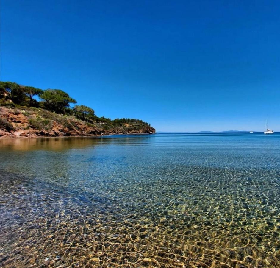 Casina Mare Sulla Spiaggia Capoliveri  Eksteriør bilde